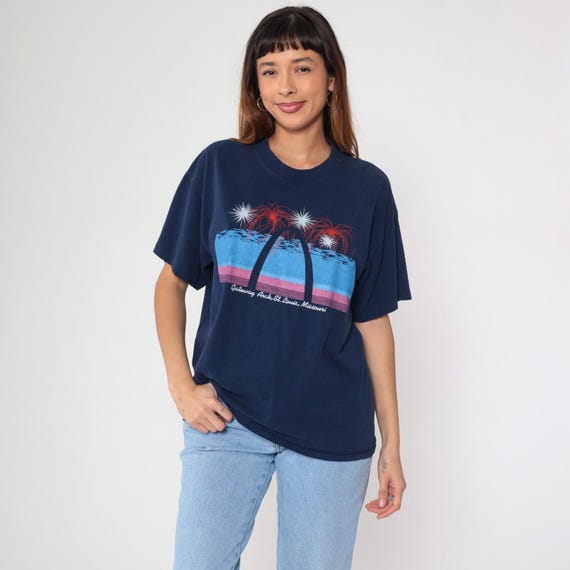 Vintage St Louis Missouri T-Shirt 80s Gateway Arch T Shirt Retro Tee 1980s Retro TShirt Graphic Tee Navy Blue Single Stitch Large