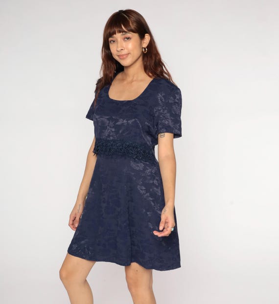 Navy Blue Dress 90s Floral Jacquard Short Sleeve Scoop Neck Lace A Line Vintage Romantic Feminine Dark Blue Textured Party Dress Large L 13