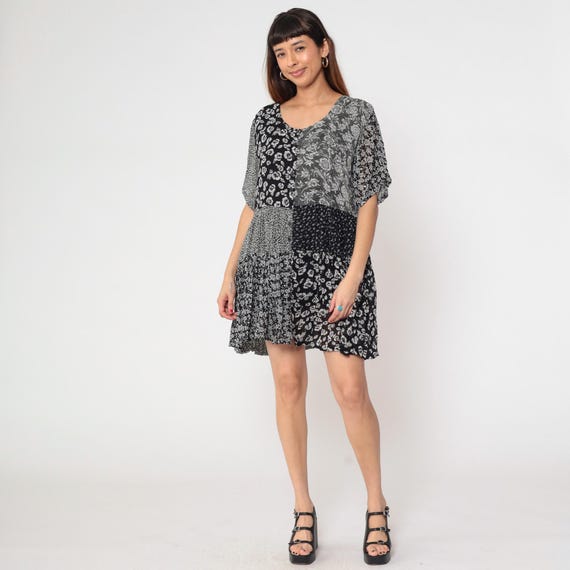 90s Mini Babydoll Patchwork Floral Dress Rayon Black White  Button Front V Neck Short Sleeve Tiered Skirt Grunge Alternative Small S