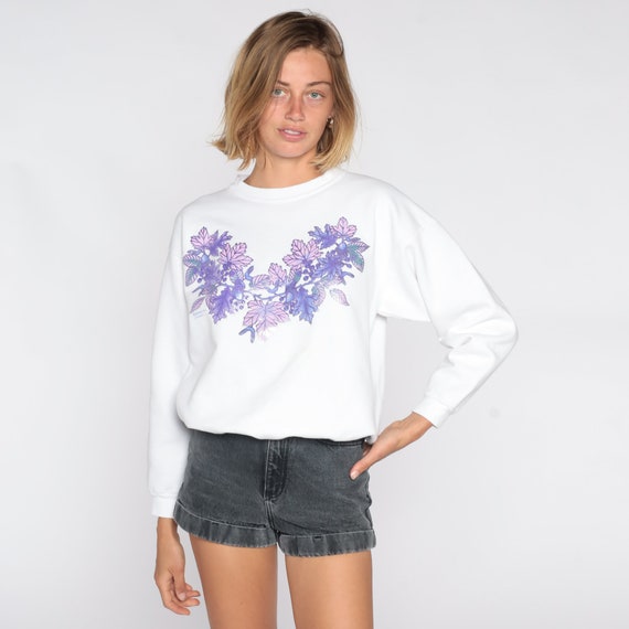 90s Leaf Sweatshirt White Graphic Crewneck Purple Nature Acorn Print Slouchy Pullover Grandma Sweater Retro Hipster Vintage 1980s Medium M