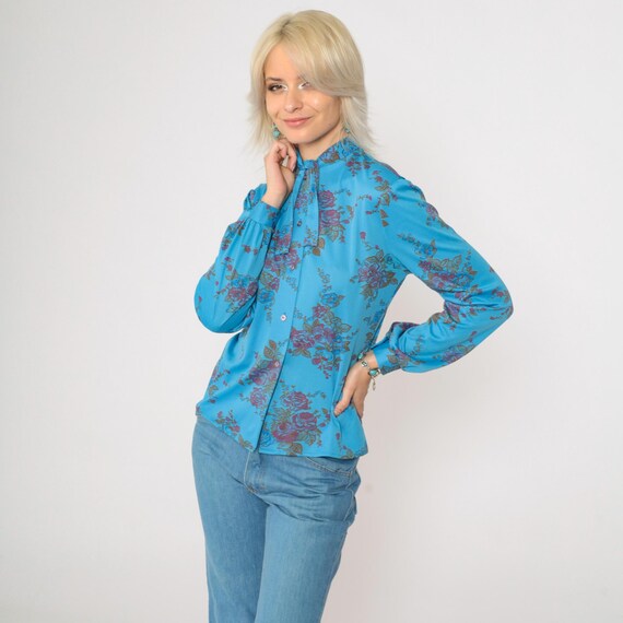 70s Floral Shirt Blue Ascot Blouse Neck Tie Top Vintage Pussy Bow Secretary 1970s Button Up Boho Long Sleeve Bohemian Vintage Small S