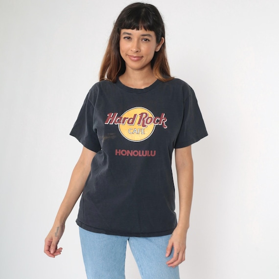 Vintage Hard Rock Cafe Shirt 90s Honolulu T-Shirt Hawaii Graphic Tee Retro Biker TShirt Single Stitch Faded Worn in Black Top 1990s Medium M