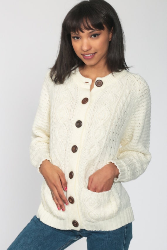 buttoned cardigan top