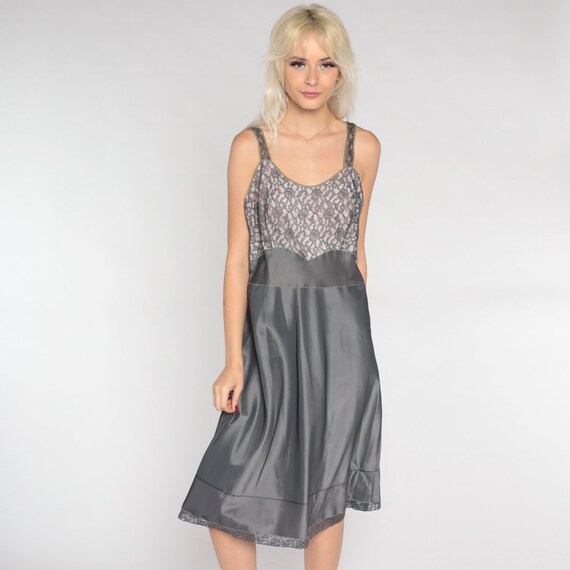 Barbizon Slip Dress 60s Lace Nightgown Grey Floral Lingerie Dress Knee Length Midi Sleeveless Empire Waist Nightie Vintage 1960s Medium M