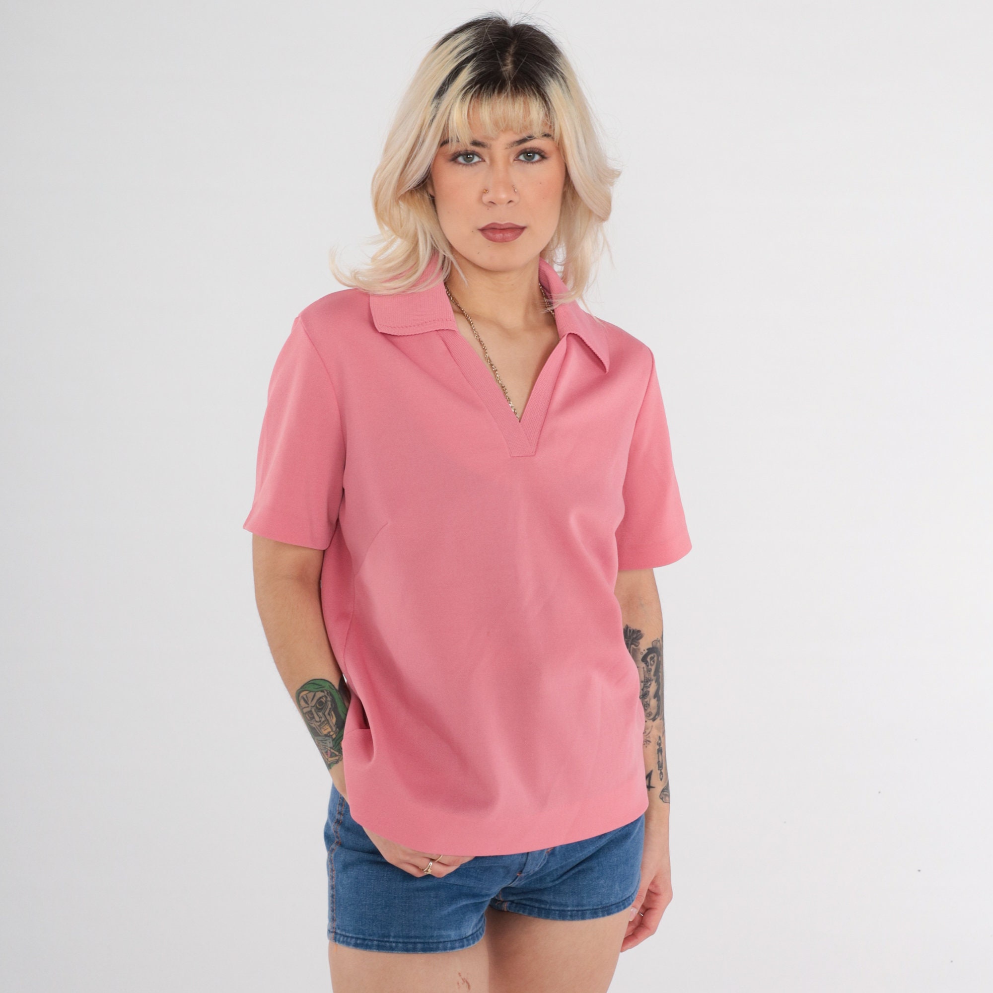 70s Pink Shirt Short Sleeve Collared Buttonless Polo Shirt 1970s V Neck ...