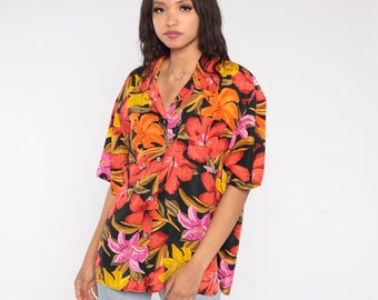 Chemise hawaïenne en soie des années 90 boutonnée à imprimé floral tropical vacances plage été bohème rétro Paradise Island croisière Hibiscus grand L