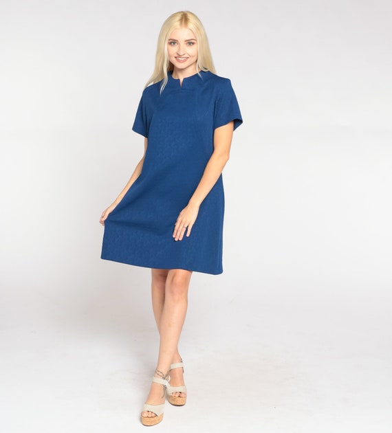 Navy Blue Shift Dress 60s Mod Mini Dress Floral Embossed Retro Simple Basic Sixties Twiggy Gogo MiniDress Short Sleeve Vintage 1960s Large L