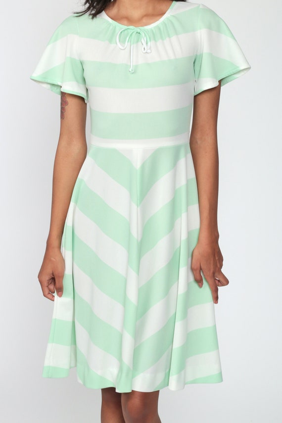 70s CHEVRON Dress Green Stripe Dress Flutter Slee… - image 6