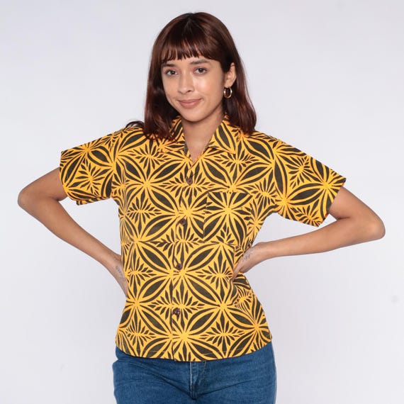 80s Geometric Shirt Yellow Black Starburst Print Cotton Camp Shirt Button Front Short Sleeve Hawaiian Vintage Summer Medium M