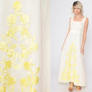 70s Floral Embroidered Dress Boho Maxi Cream Yellow Scalloped Long 1970s Hippie Bohemian Sleeveless High Waist Festival Vintage Small