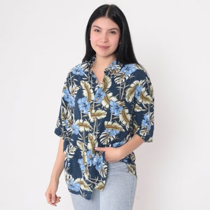 Blue Hawaiian Shirt Y2k Tropical Floral Button up Shirt Hibiscus Flower Leaf Print Top Aloha Surfer Summer Retro Vintage 00s Mens Medium M