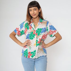Tropical Floral Shirt 80s 90s White Hawaiian Blouse Cotton Button Up Vintage Surfer Vacation Short Sleeve Leaf Print Retro Top 1980s Medium