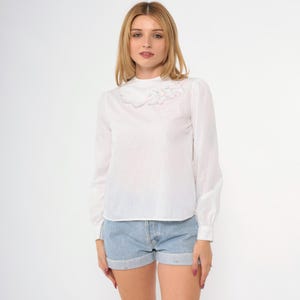 Vintage bloemen geborduurde blouse jaren 80 witte pofmouw top opengewerkt shirt met knopen op de rug vrouwelijk romantisch Darling jaren 80 boho extra klein xs
