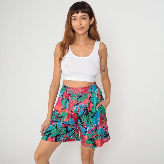 90s Tropical Shorts Floral Print High Rise Bright Colorful Pink Blue Green Coral Paradise Summer Beach Vacation Resort Flowy Vintage Small S