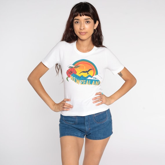 Vintage New Zealand Shirt Rainbow Sunset Shirt Graphic Tee 80s Single Stitch Tshirt Mountain Bird Sun Retro T Shirt Surf Small