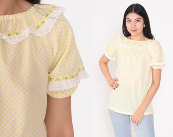 70s Peasant Blouse Yellow White Floral Top Puff Sleeve Eyelet Lace Trim Ruffled Boho Hippie Cottagecore Summer Pastel Vintage 1970s Small S