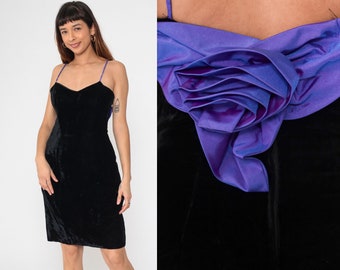 80s Velvet Mini Dress Black Party Dress Purple Rosette Spaghetti Strap Sweetheart Neckline Sheath Cocktail Dress Vintage 1980s Medium 8