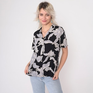 Tropical Floral Top 90s Black Hawaiian Button Up Blouse Viscose Flower Leaf Print Surfer Short Sleeve Retro Nana Hawaii Vintage 1990s Large