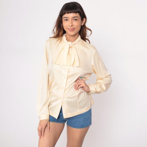 Bow Tie Blouse 80s Cream Ivory Long Sleeve Secretary Office Professional Dressy Vintage Pussy Bow Neck Tie Formal Work Shirt Beige Medium M