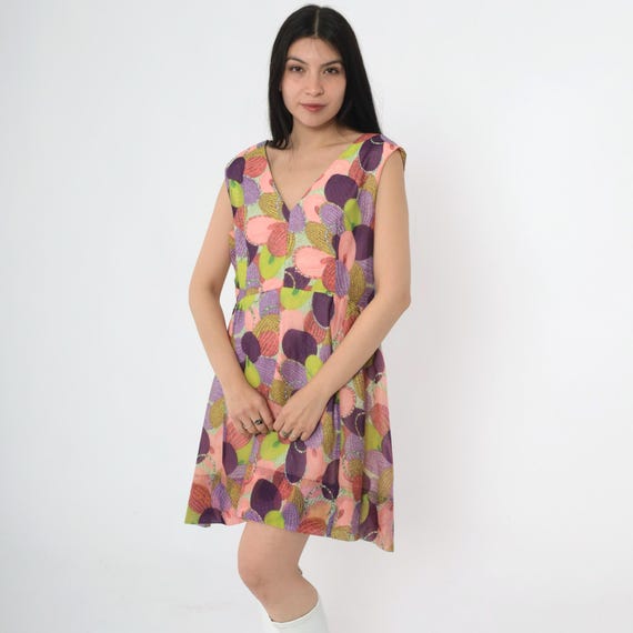 Vintage 60s Mini Dress Psychedelic Floral Print Multicolor Sleeveless V Neck Mod A Line High Waisted 1960s Retro Summer Crepe Medium Large