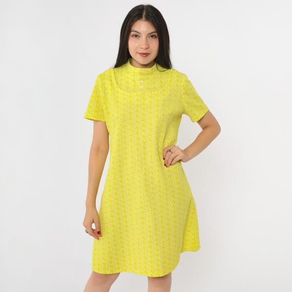 60s Chartreuse Mod Mini Dress Vintage Op Art Geometric Tetris Print Short Sleeve Shift Dress Sixties Twiggy Gogo Retro Yellow 1960s Medium M