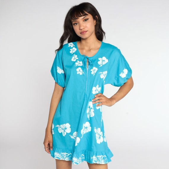 Vintage Hawaiian Floral Dress 70s Turquoise Blue Hibiscus Tent Dress Tropical Dress Mini Shift Floral Boho Minidress Short Sleeve Medium