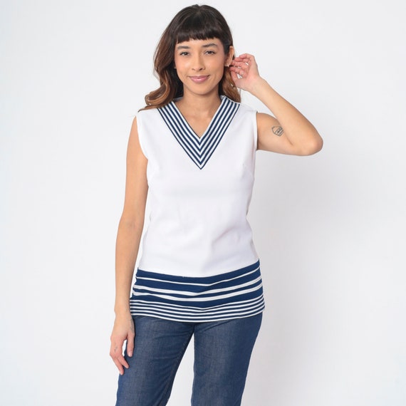 Mod Nautical Top 70s V Neck Top Striped Sailor Shirt White Blue Sleeveless 1970s Chevron Tank Top Retro Vintage Small 6
