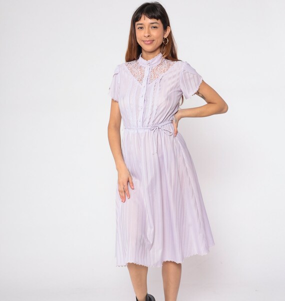 70s Prairie Dress Lavender Midi Lace Yoke Ruffle … - image 3