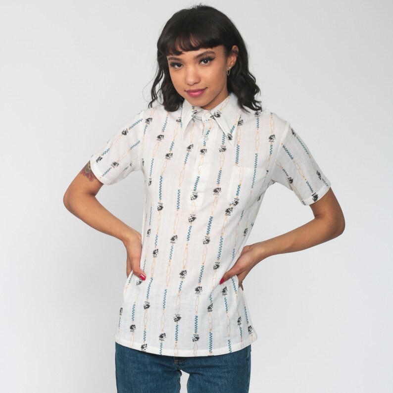 Chess Piece Shirt Horse Print Top Button Up Shirt 70s Top Novelty Blouse High Neck Off-White Short Sleeve Polo Shirt Vintage Geek Nerd Small