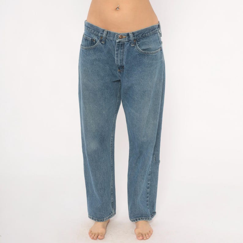 Wrangler Straight Leg Jeans 2000s Medium Wash Denim Five Pocket Blue Distressed Relaxed Fit Dad Faded Casual Workwear Boyfriend Cut 33 x 30 image 8