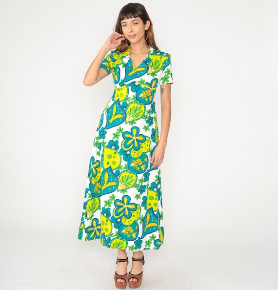 70s Psychedelic Floral Dress Yellow Blue Green Orange Floral Collared Short Sleeve Disco Yacht Party Vintage Summer Beach Medium M