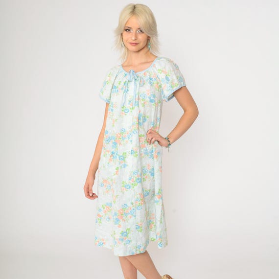 70s Floral Lounge Dress House Dress Midi Nightie Retro Tent Button Up Pajamas Blue Peach Flower Print Robe Vintage 1970s Medium M