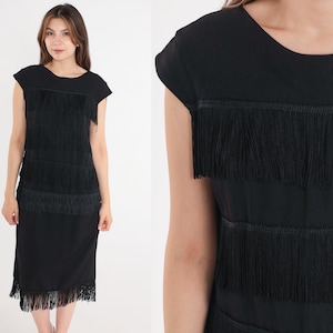 Vestido negro con flecos, estilo años 60, estilo flapper, vestido recto, para fiesta, cóctel, con borlas, manga corta, noche, midi, estilo vintage de los años 60, vestido negro corto, estilo LBD, talla mediana