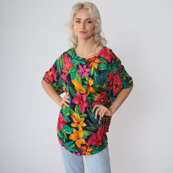 Tropical Floral Blouse 90s Boho Shirt Short Sleeve Top Flower Leaf Print Summer Hippie Retro Black Pink Green Orange Vintage 00s Medium M