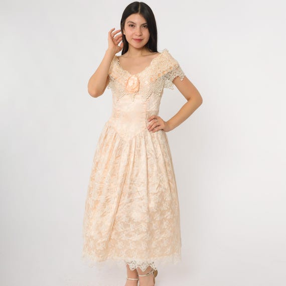 80s Scott McClintock Evening Gown Peach Lace Overlay Off Shoulder Rose Applique Sweetheart Neckline Cocktail Prom Party Dress Size 6 Small S