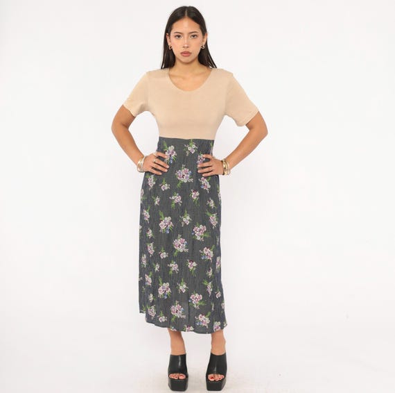 90s Grunge Floral Dress Navy Bouquet Print Tan Tee Short Sleeve A Line Gingham Check Pattern Prairie Cottagecore Beige Sand Vintage Medium M