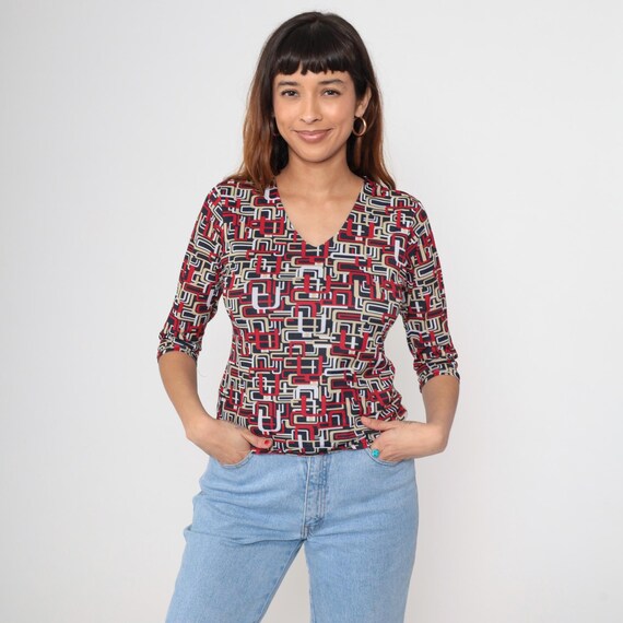 Y2K Geometric Top Red Black White Abstract Print V Neck Blouse 3/4 Sleeve Early 2000s Vintage Statement Piece Millennium Petite Small S