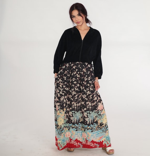 Black Floral Maxi Dress 70s Boho Hostess Gown Quilted Zip Up Long Sleeve Flower Print Party Hippie V Neck Seventies Vintage 1970s Medium
