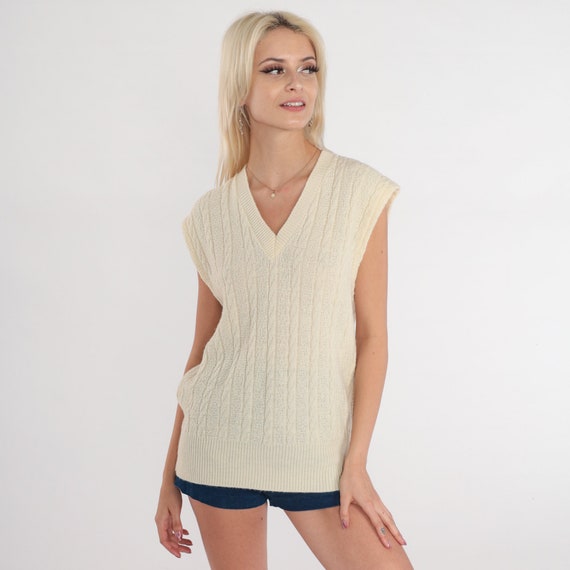 70s Sweater Vest Cream Cable Knit Tank Top 80s Sleeveless Pullover V Neck 1970s Preppy Knitwear Plain Acrylic Vintage Medium M