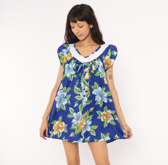Hawaiian Floral Mini Dress 80s Hilo Hatties Cobalt Blue Tropical White Collar Bow Hibiscus Green Yellow Island Babydoll Vintage Small S