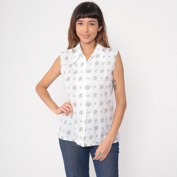 Floral Tank Top 70s Button Up Blouse White Flower Print Dagger Collar Sleeveless Shirt Retro Wildflower Summer Vintage 1970s Medium