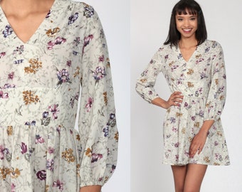 Babydoll Mini Kleid 70er Jahre Mod Mini Blumen Print Boho Grau Empire Taille Kleid Boho Kleid 1970er Jahre Vintage V Ausschnitt Kleid Langarm Small 4
