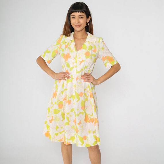 60s White Floral Dress Vintage Day Dress Front Zipper Midi Flower Power Print Pleated High Waisted Short Sleeve Knee Length 1960s Medium