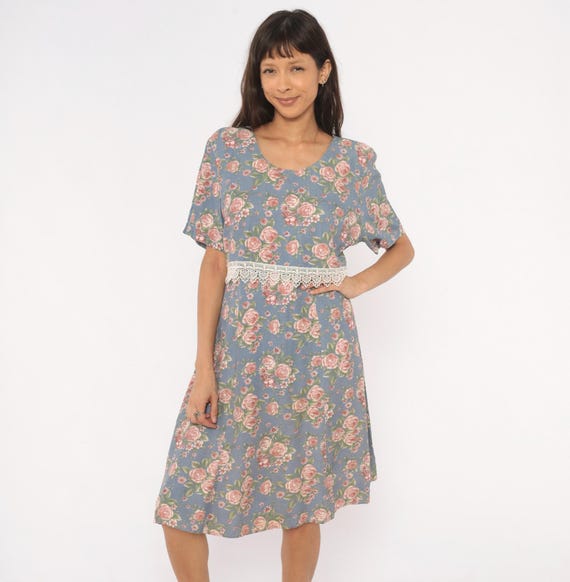90s Rose Print Dress Dusty Blue Pink Floral Lace Trim Waist Short Sleeve Cottagecore Prairie Flutter Sleeve Garden Party Vintage Large L