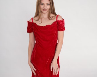 Vintage Red Velvet Dress 90s Party Dress Scalloped Off Shoulder Mini Sheath Pencil Bodycon Evening Cocktail Going Out Minidress 1990s Medium