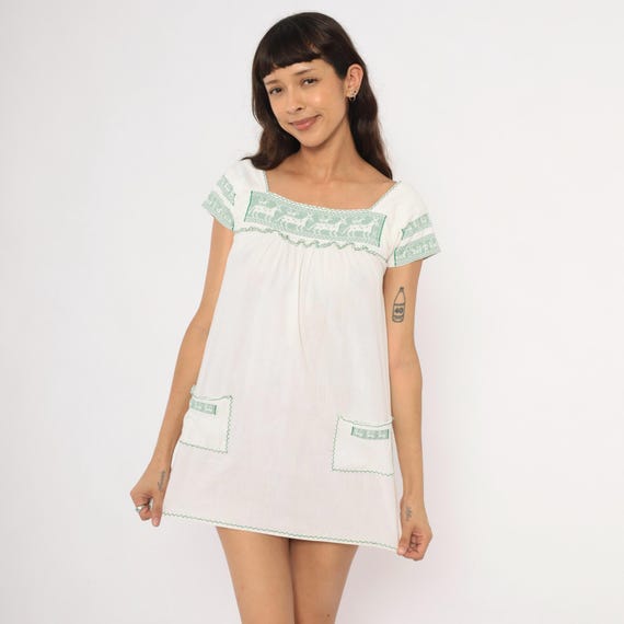 Green Embroidered Mini Dress 80s White Cotton Peasant Deer Cross Stitch Square Neck Puff Sleeve Folk Cottagecore Summer Extra Small XS