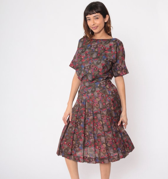 Abstract Print Dress 60s Day Dress Geometric High Waisted Pleated Midi Boho Short Sleeve Cotton Hippie Flower Print Vintage 1960s Medium M
