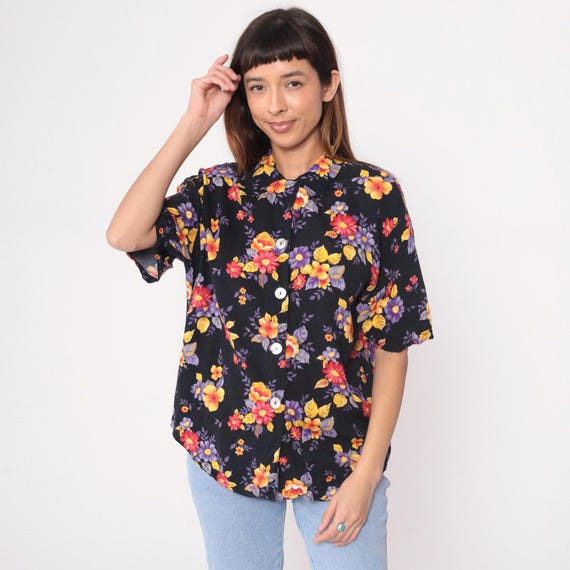 Black Floral Shirt 90s Blouse Yellow Purple Pink Roses Short Sleeve Vintage Flowers Prairie Summer Style Romantic Feminine Top Medium M