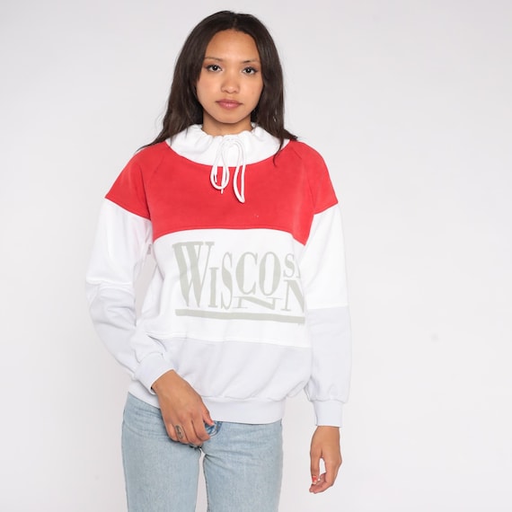 Wisconsin Sweatshirt 90s Red White Colorblock Drawstring Mock Turtleneck State Logo Graphic Pullover Sweatshirt Medium