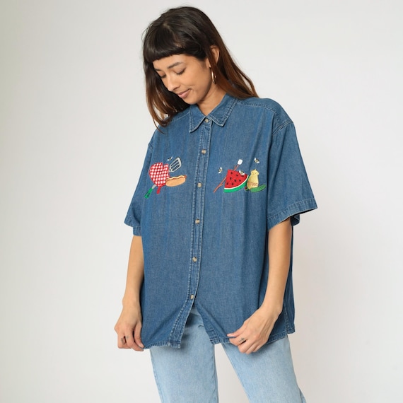 90s Denim BBQ Shirt Embroidered Hot Dog Watermelon Top Button Up Blouse Blue Short Sleeve Retro Food Bee Print 1990s Vintage Extra Large xl